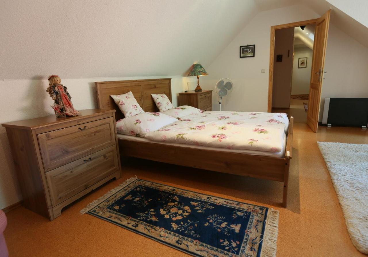 Ehm Family Resort Mesteri Eksteriør billede